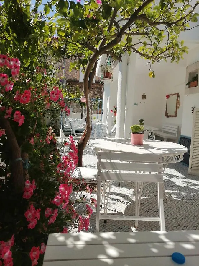 Defne Ev Hotel Izmir