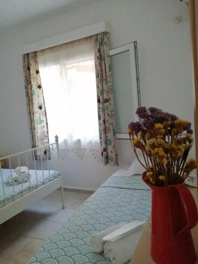 Defne Ev Hotel İzmir Bed & Breakfast