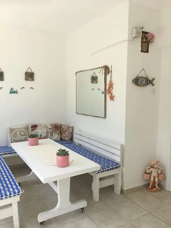 Defne Ev Hotel Izmir 0*,  Turcja
