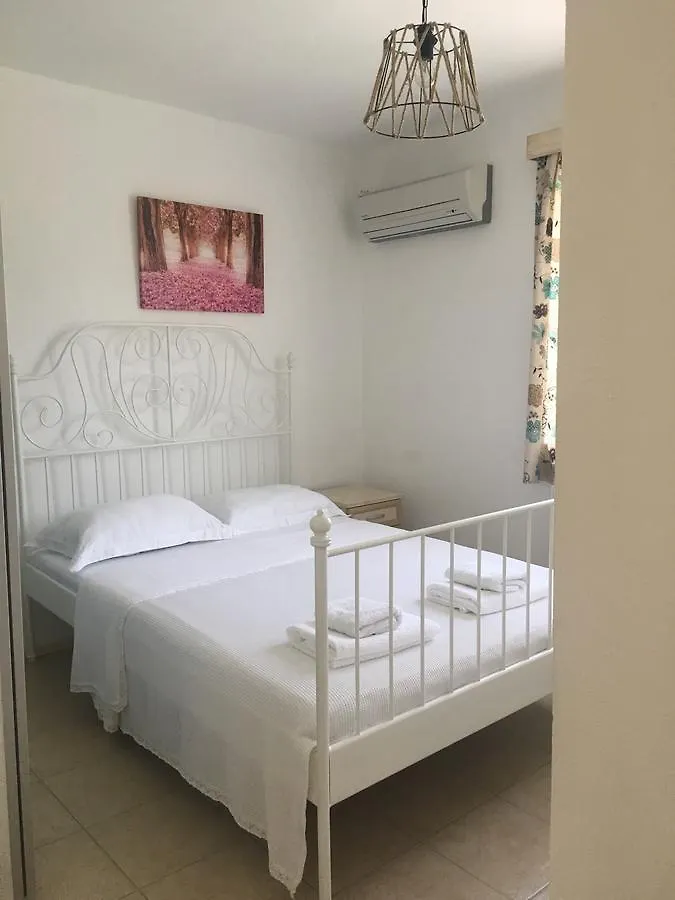 Bed & Breakfast Defne Ev Hotel İzmir Turecko